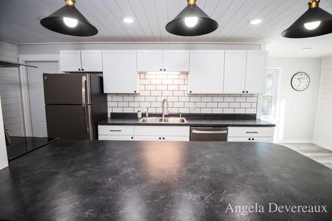 304 Ellis Ave, Belding, MI 48809 photo 11