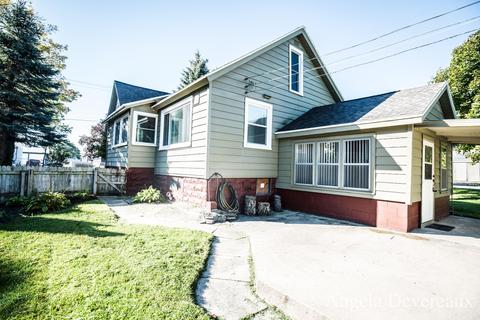 304 Ellis Ave, Belding, MI 48809 photo 5