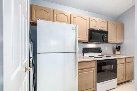 331 Westbrook Ct, Marshall, MI 49068 photo 5