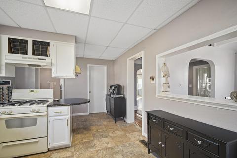702 N State St, Jackson, MI 49202 photo 16