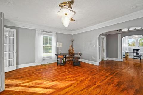 702 N State St, Jackson, MI 49202 photo 11