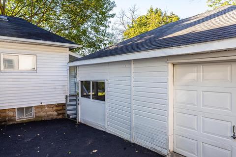 1040 S Jackson St, Jackson, MI 49203 photo 27