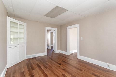 1040 S Jackson St, Jackson, MI 49203 photo 12