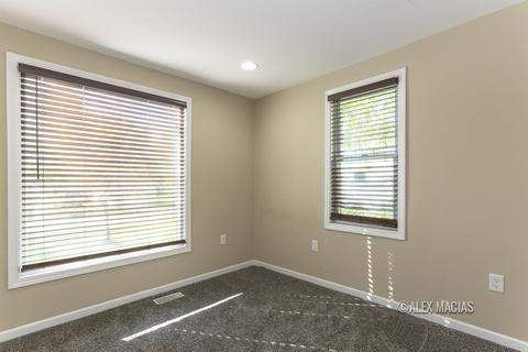 721 Avery St, Lowell, MI 49331 photo 23