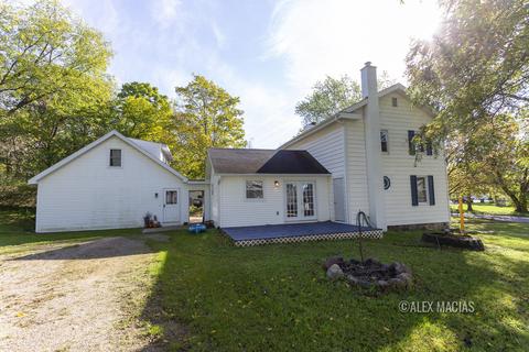 721 Avery St, Lowell, MI 49331 photo 7