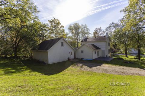 721 Avery St, Lowell, MI 49331 photo 11