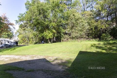 721 Avery St, Lowell, MI 49331 photo 13