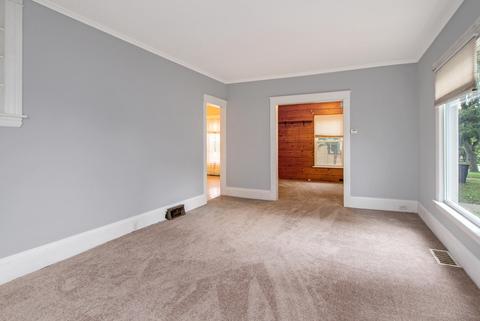 304 Randolph St, Jackson, MI 49203 photo 4