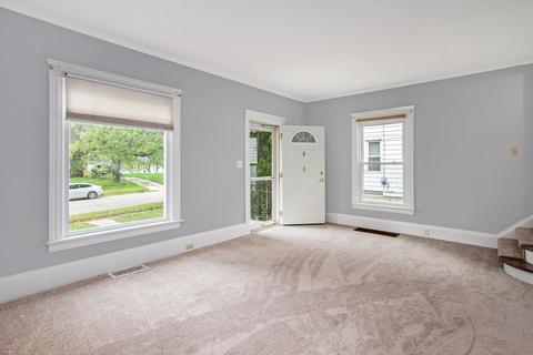304 Randolph St, Jackson, MI 49203 photo 3