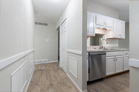 6541 Bluebird Ct, Jackson, MI 49201 photo 2