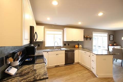 2329 Stone Field Dr, Flushing, MI 48433 photo 16