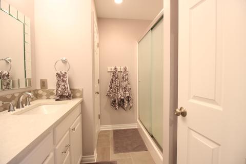 2329 Stone Field Dr, Flushing, MI 48433 photo 36