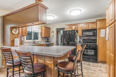 6800 Sargent Rd, Jackson, MI 49201 photo 3