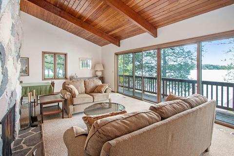 972 E Gull Lake Dr, Augusta, MI 49012 photo 6