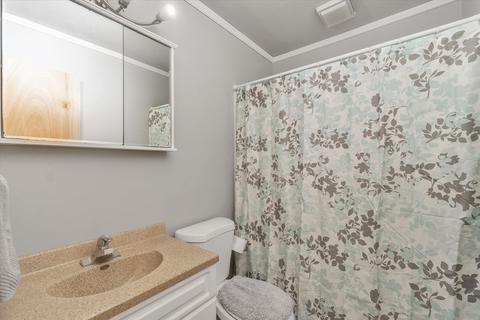 1011 Cranbrook Dr, Jackson, MI 49201 photo 11