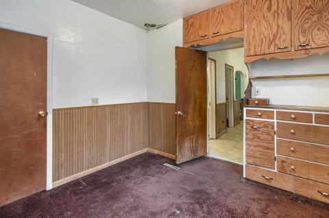 209 Cass St, Augusta, MI 49012 photo 4