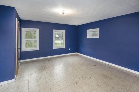 209 Cass St, Augusta, MI 49012 photo 7