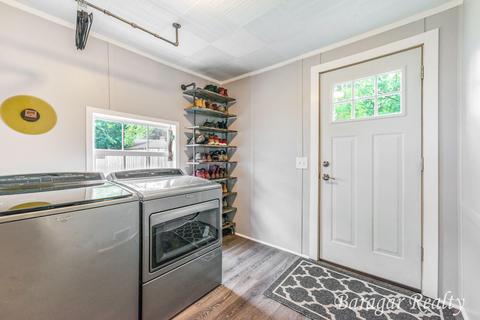 428 Exchange St, Spring Lake, MI 49456 photo 8