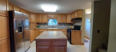 831 E North St, Ithaca, MI 48847 photo 7