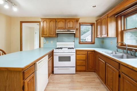 615 W Monroe St, Jackson, MI 49202 photo 12