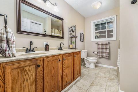 727 Pendleton Dr NE, Comstock Park, MI 49321 photo 31