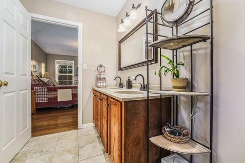 727 Pendleton Dr NE, Comstock Park, MI 49321 photo 32