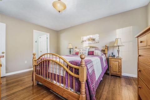 727 Pendleton Dr NE, Comstock Park, MI 49321 photo 33