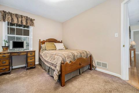 727 Pendleton Dr NE, Comstock Park, MI 49321 photo 36