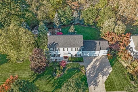 727 Pendleton Dr NE, Comstock Park, MI 49321 photo 9