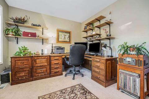 727 Pendleton Dr NE, Comstock Park, MI 49321 photo 39
