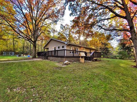 4388 Edgar Rd, Edmore, MI 48829 photo 3