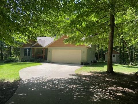 12709 Austrian Dr, Grant, MI 49327 photo 18