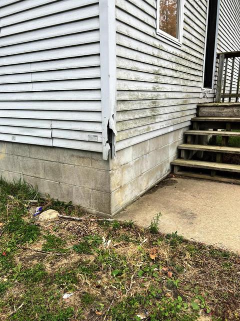 421 S Pine St, Evart, MI 49631 photo 46