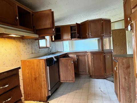 421 S Pine St, Evart, MI 49631 photo 19