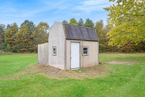 1004 N Bridge St, Belding, MI 48809 photo 19