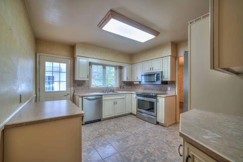 1262 Levant St, Jackson, MI 49203 photo 16