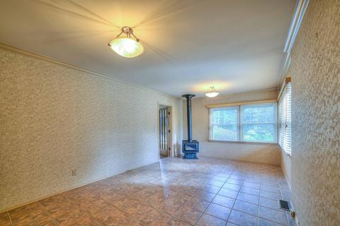 1262 Levant St, Jackson, MI 49203 photo 10