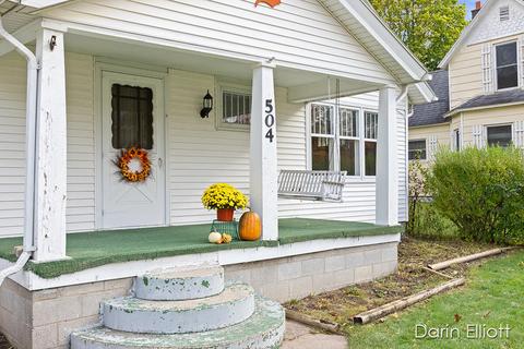 504 Pleasant St, Belding, MI 48809 photo 5