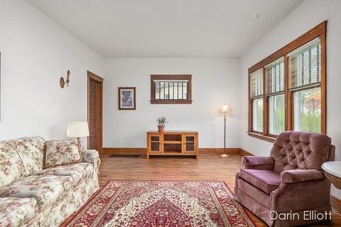 504 Pleasant St, Belding, MI 48809 photo 7
