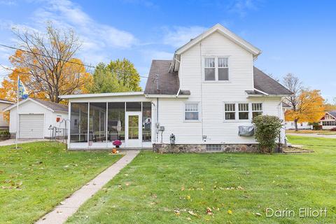 504 Pleasant St, Belding, MI 48809 photo 25