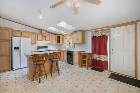 3349 Robinson Rd, Jackson, MI 49203 photo 9