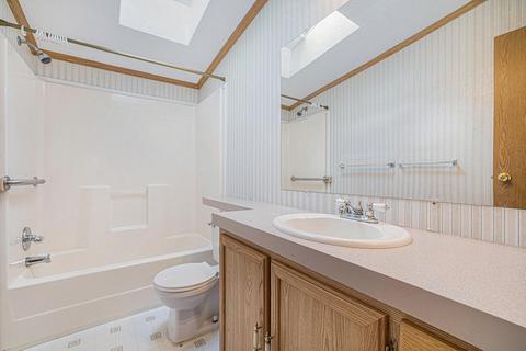 3349 Robinson Rd, Jackson, MI 49203 photo 18