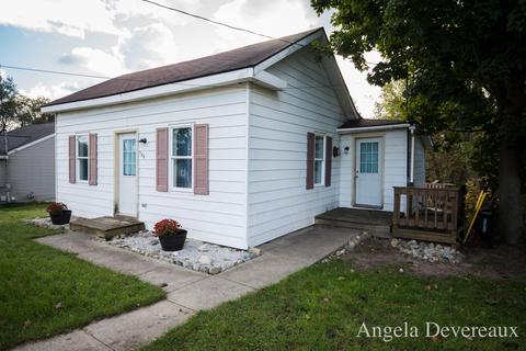 108 E Lake St, Stanton, MI 48888 photo 2
