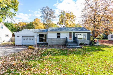 915 Lowell Ave, Jackson, MI 49202 photo 1