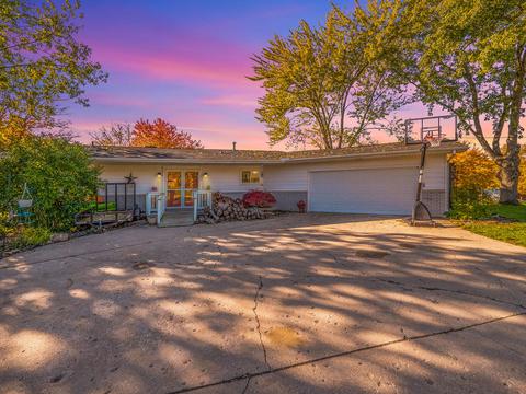 103 Boyce Dr, Brooklyn, MI 49230 photo 1