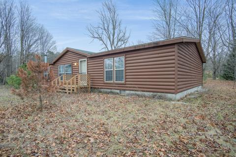 1275 E Clock Rd, Hart, MI 49420 photo 3