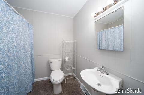 927 Charles St, Belding, MI 48809 photo 18