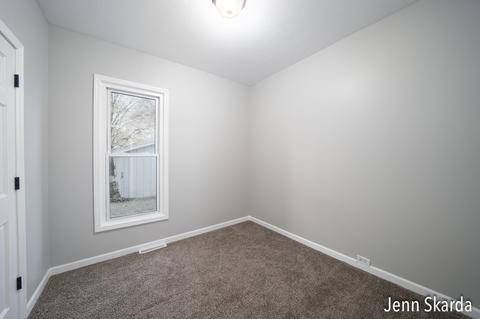 927 Charles St, Belding, MI 48809 photo 23