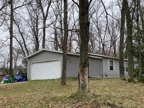 461 Cherry St, Baldwin, MI 49304 photo 3