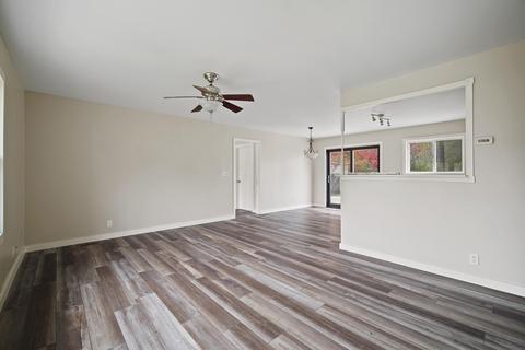 3450 Cambridge Ave, Jackson, MI 49203 photo 3
